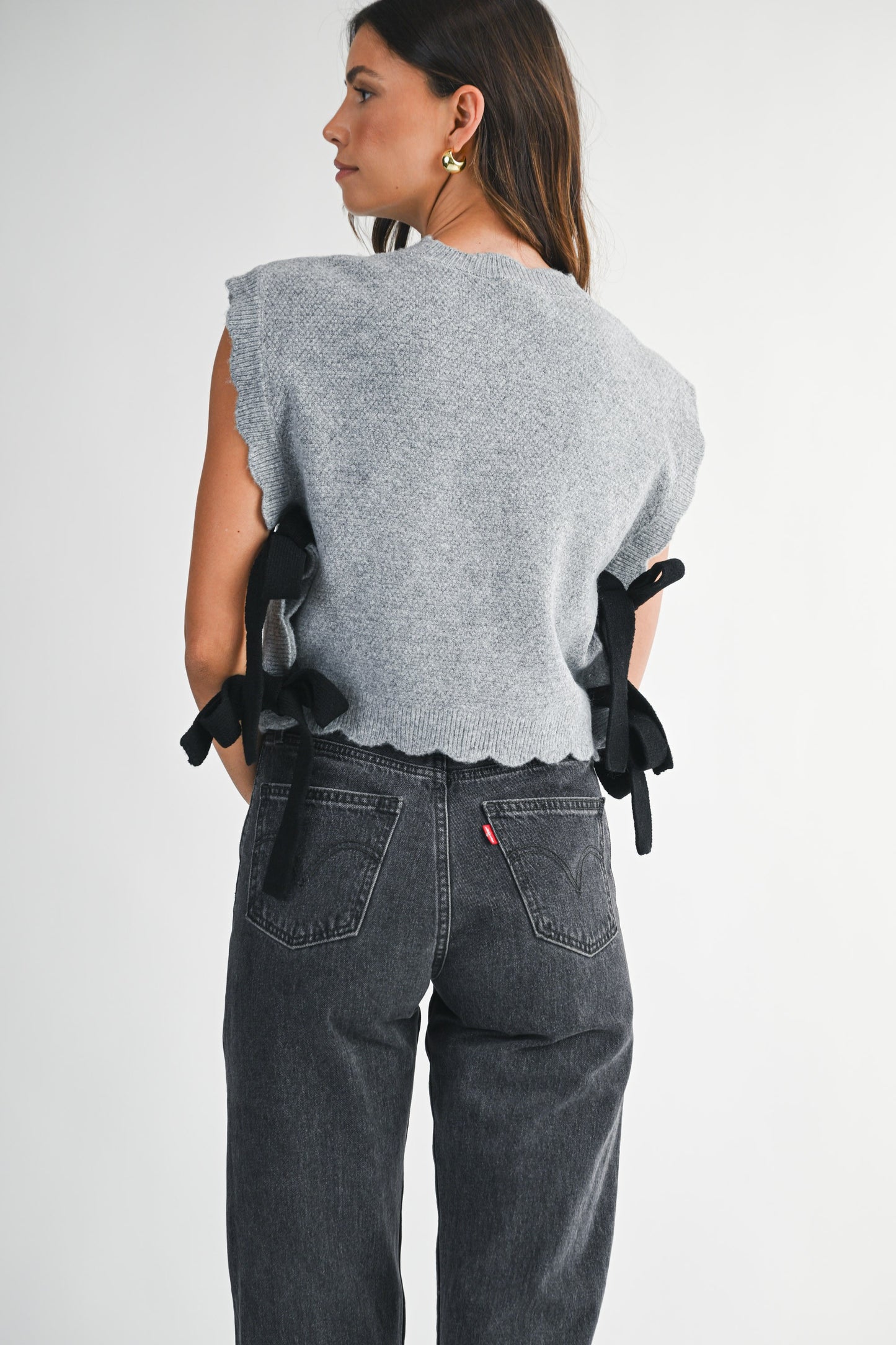 Embroidered Knit Scalloped  Vest with Side Bow